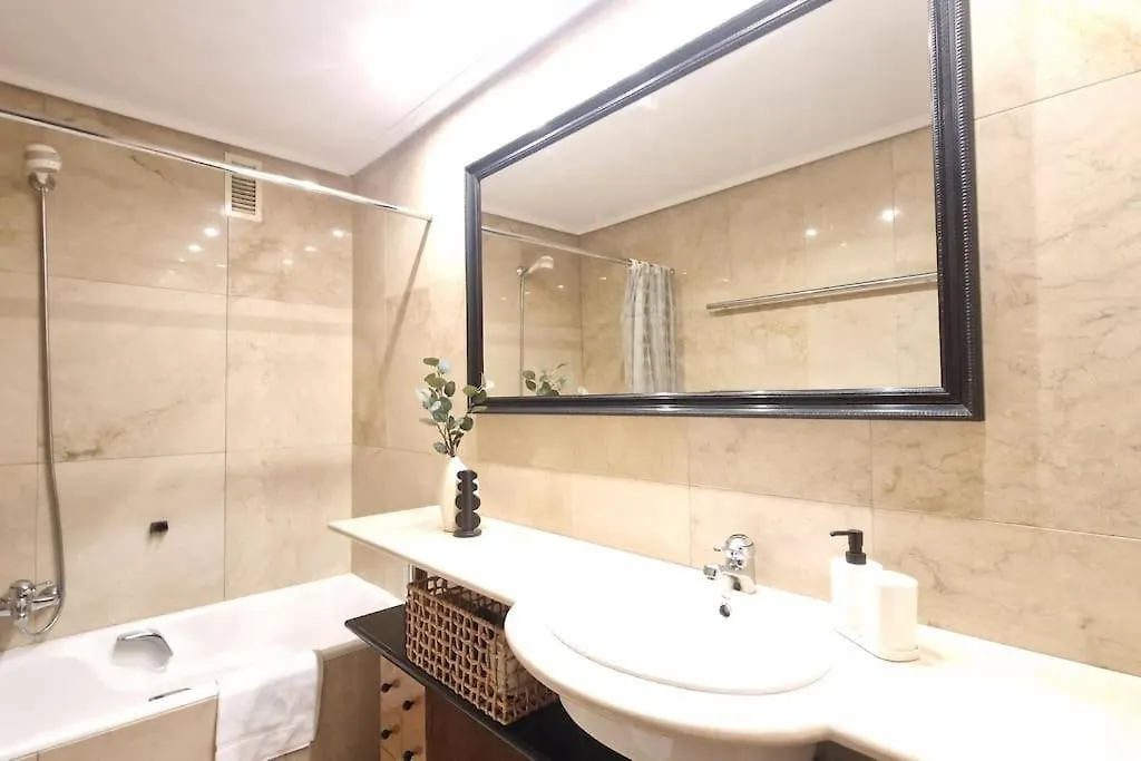 130M2 Premium & Central & Parking - Aloha Bilbao Apartment
