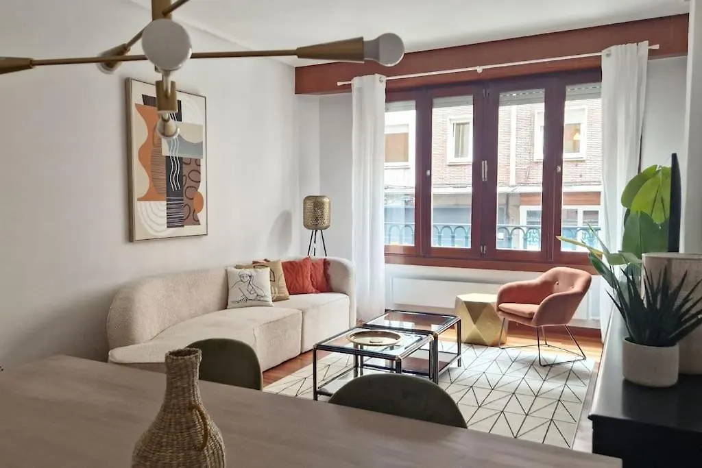 Apartment 130M2 Premium & Central & Parking - Aloha Bilbao Spain