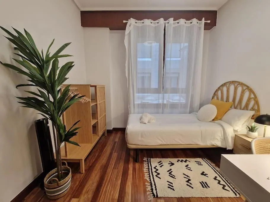 130M2 Premium & Central & Parking - Aloha Bilbao Spain