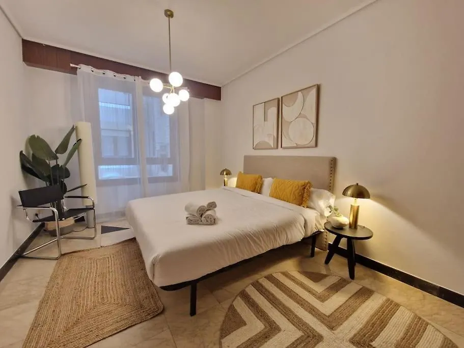 Apartment 130M2 Premium & Central & Parking - Aloha Bilbao Spain
