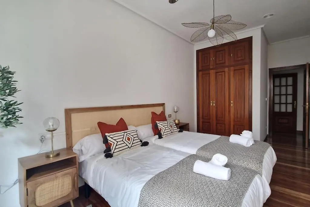 130M2 Premium & Central & Parking - Aloha Bilbao Apartment